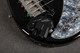 Line 6 Variax 705 Bass 5 String - Roland GK-3B - Black - Gig Bag - 2nd Hand Line 6 Variax 705 Bass 5 String - Roland GK-3B - Black - Gig Bag - 2nd Hand