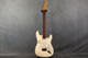 Fender American Standard Stratocaster - Relic - Olympic White - 2nd Hand Fender American Standard Stratocaster - Relic - Olympic White - 2nd Hand