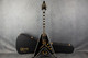 Gibson Custom Shop Flying V Custom - Ebony - Hard Case - 2nd Hand Gibson Custom Shop Flying V Custom - Ebony - Hard Case - 2nd Hand