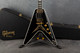 Gibson Custom Shop Flying V Custom - Ebony - Hard Case - 2nd Hand Gibson Custom Shop Flying V Custom - Ebony - Hard Case - 2nd Hand