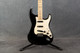 Fender Artist Series Billy Corgan Stratocaster - Black - Case - 2nd Hand Fender Artist Series Billy Corgan Stratocaster - Black - Case - 2nd Hand