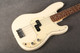 Fender Mexican Standard Precision Bass - Arctic White - Case - 2nd Hand Fender Mexican Standard Precision Bass - Arctic White - Case - 2nd Hand