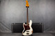 Fender Custom Shop 60s Lefty Jazz Bass Relic - Olympic White - Case - 2nd Hand Fender Custom Shop 60s Lefty Jazz Bass Relic - Olympic White - Case - 2nd Hand