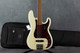 Fender Player Plus Precision Bass - Olympic Pearl - Gig Bag - 2nd Hand Fender Player Plus Precision Bass - Olympic Pearl - Gig Bag - 2nd Hand
