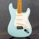 Fender Classic Series 50s Stratocaster - Daphne Blue - 2nd Hand (131476) Fender Classic Series 50s Stratocaster - Daphne Blue - 2nd Hand (131476)