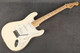 Fender Mexican Standard Stratocaster - Arctic White - Hard Case - 2nd Hand