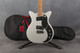 Danelectro 59XT Vibrato - Silver - Gig Bag - 2nd Hand Danelectro 59XT Vibrato - Silver - Gig Bag - 2nd Hand