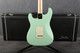 Fender American Performer Stratocaster HSS - Satin Surf Green - Case - 2nd Hand Fender American Performer Stratocaster HSS - Satin Surf Green - Case - 2nd Hand