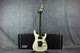 ESP Horizon - Vintage White - Hard Case - 2nd Hand ESP Horizon - Vintage White - Hard Case - 2nd Hand