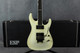 ESP Horizon - Vintage White - Hard Case - 2nd Hand ESP Horizon - Vintage White - Hard Case - 2nd Hand