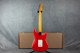 Fender American Vintage II 1961 Stratocaster - LH - Fiesta Red - Case - 2nd Hand