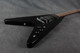Gibson 80s Flying V - Ebony - Hard Case - 2nd Hand (134340) Gibson 80s Flying V - Ebony - Hard Case - 2nd Hand (134340)