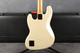 Fender Player Plus Jazz Bass - Olympic Pearl - Hard Case - 2nd Hand Fender Player Plus Jazz Bass - Olympic Pearl - Hard Case - 2nd Hand