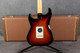 Fender Vintage Hot Rod 62 Stratocaster - 3 Tone Sunburst - Hard Case - 2nd Hand Fender Vintage Hot Rod 62 Stratocaster - 3 Tone Sunburst - Hard Case - 2nd Hand