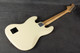 Fender Deluxe Active Jazz Bass V - Olympic White - Gig Bag - 2nd Hand Fender Deluxe Active Jazz Bass V - Olympic White - Gig Bag - 2nd Hand