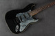 Fender Tom Morello Stratocaster - Black - Hard Case - 2nd Hand (X1159360) Fender Tom Morello Stratocaster - Black - Hard Case - 2nd Hand (X1159360)
