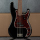 Fender American Vintage II 1960 Precision Bass - Black - Hard Case - 2nd Hand (X1159351) Fender American Vintage II 1960 Precision Bass - Black - Hard Case - 2nd Hand (X1159351)