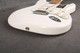 Fender Player Stratocaster - Polar White - 2nd Hand (X1157792) Fender Player Stratocaster - Polar White - 2nd Hand (X1157792)
