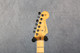 Fender American Professional II Stratocaster - 3-Tone Sunburst - Case - 2nd Hand Fender American Professional II Stratocaster - 3-Tone Sunburst - Case - 2nd Hand