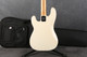 Fender Dee Dee Ramone Precision Bass - Olympic White - Gig Bag - 2nd Hand