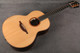 Lowden F50 - Rosewood Back & Sides Sitka Spruce Top - Natural - Case - 2nd Hand Lowden F50 - Rosewood Back & Sides Sitka Spruce Top - Natural - Case - 2nd Hand