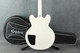 Epiphone Limit Edition Lucille - Bone White - Soft Case - 2nd Hand Epiphone Limit Edition Lucille - Bone White - Soft Case - 2nd Hand
