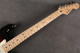 Fender Player Stratocaster - 3 Tone Sunburst - Gig Bag - 2nd Hand Fender Player Stratocaster - 3 Tone Sunburst - Gig Bag - 2nd Hand