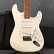 Fender Mexican Standard Stratocaster - Arctic White - Gig Bag - 2nd Hand