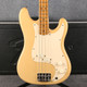 Fender Bullet B30 Short Scale Bass - 1981 - Ivory White - Hard Case - 2nd Hand