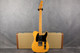 Fender American Vintage 52 Reissue Telecaster - Butterscotch - Case - 2nd Hand