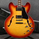 Epiphone Inspired by Gibson ES-335 Figured Raspberry Tea Burst - Bag - 2nd Hand Epiphone Inspired by Gibson ES-335 Figured Raspberry Tea Burst - Bag - 2nd Hand