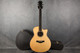 Taylor Custom GS Engelmann Spruce Top, Mun Ebony Back & Sides - Case - 2nd Hand Taylor Custom GS Engelmann Spruce Top, Mun Ebony Back & Sides - Case - 2nd Hand