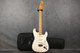 Fender JV Modified 60s Stratocaster - MIJ - Olympic White - Gig Bag - 2nd Hand Fender JV Modified 60s Stratocaster - MIJ - Olympic White - Gig Bag - 2nd Hand