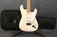 Fender JV Modified 60s Stratocaster - MIJ - Olympic White - Gig Bag - 2nd Hand Fender JV Modified 60s Stratocaster - MIJ - Olympic White - Gig Bag - 2nd Hand