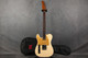 Sire Larry Carlton T7 - Left Handed - Vintage White - Gig Bag - 2nd Hand Sire Larry Carlton T7 - Left Handed - Vintage White - Gig Bag - 2nd Hand