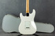 Fender Player Series Stratocaster - Polar White - Hard Case - 2nd Hand Fender Player Series Stratocaster - Polar White - Hard Case - 2nd Hand