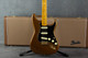Fender Limited Edition Bruno Mars Stratocaster - Hard Case - 2nd Hand Fender Limited Edition Bruno Mars Stratocaster - Hard Case - 2nd Hand