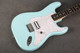 Fender Limited Edition Tom Delonge Stratocaster - Daphne Blue - Bag - 2nd Hand (143098) Fender Limited Edition Tom Delonge Stratocaster - Daphne Blue - Bag - 2nd Hand (143098)