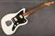 Fender Player Jaguar - Polar White - Hard Case - 2nd Hand Fender Player Jaguar - Polar White - Hard Case - 2nd Hand