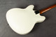 Fender Tom Delonge Starcaster - Satin Olympic White - Boxed - 2nd Hand (X1167215) Fender Tom Delonge Starcaster - Satin Olympic White - Boxed - 2nd Hand (X1167215)