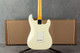 Fender American Vintage II '61 Stratocaster- LH- Olympic White - Case - 2nd Hand