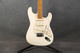 Fender i Series Stratocaster - Made in USA - Olympic White - 2nd Hand