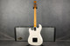 Burns Marvin 64 - White - Hard Case - 2nd Hand Burns Marvin 64 - White - Hard Case - 2nd Hand