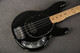 Musicman StingRay 3 EQ H - Black - Hard Case - 2nd Hand Musicman StingRay 3 EQ H - Black - Hard Case - 2nd Hand