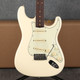 Fender American Vintage II 1961 Stratocaster - Olympic White - Case - 2nd Hand (145942) Fender American Vintage II 1961 Stratocaster - Olympic White - Case - 2nd Hand (145942)
