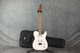 Harley Benton Pro Series Fustion T HH - Pink - Gig Bag - 2nd Hand Harley Benton Pro Series Fustion T HH - Pink - Gig Bag - 2nd Hand