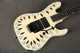 Kramer NightSwan - Vintage White with Aztec Graphic - 2nd Hand Kramer NightSwan - Vintage White with Aztec Graphic - 2nd Hand