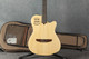 Godin Multiac ACS SA Slim Nylon - Natural - 2nd Hand Godin Multiac ACS SA Slim Nylon - Natural - 2nd Hand
