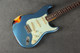 Fender Custom Shop 1963 Strat - Lake Placid Blue Over Sunburst Relic - 2nd Hand Fender Custom Shop 1963 Strat - Lake Placid Blue Over Sunburst Relic - 2nd Hand