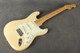 Fender American Standard Stratocaster - Olympic White - 2nd Hand (151144) Fender American Standard Stratocaster - Olympic White - 2nd Hand (151144)